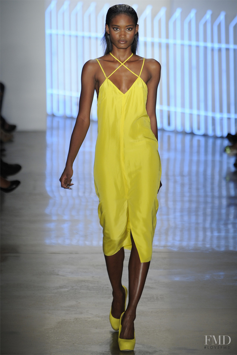 Melodie Monrose featured in  the Cushnie Et Ochs fashion show for Spring/Summer 2012