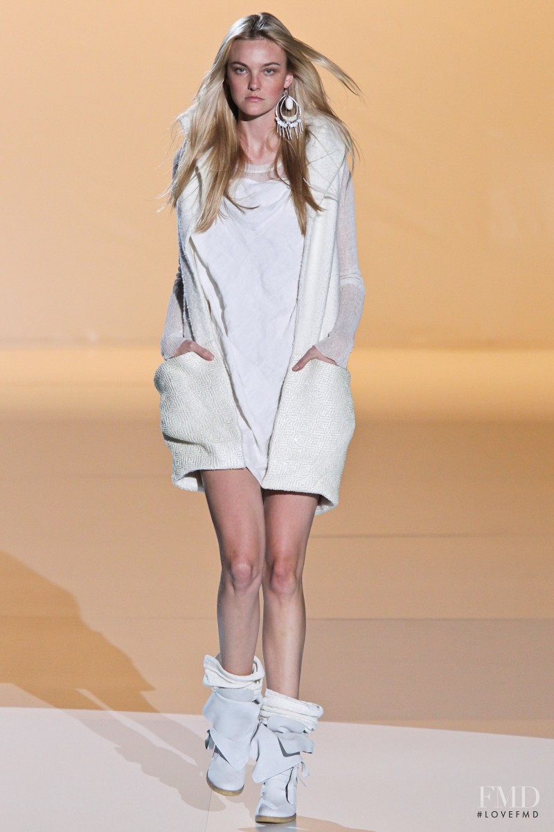 Caroline Trentini featured in  the Cantï¿½o fashion show for Autumn/Winter 2012