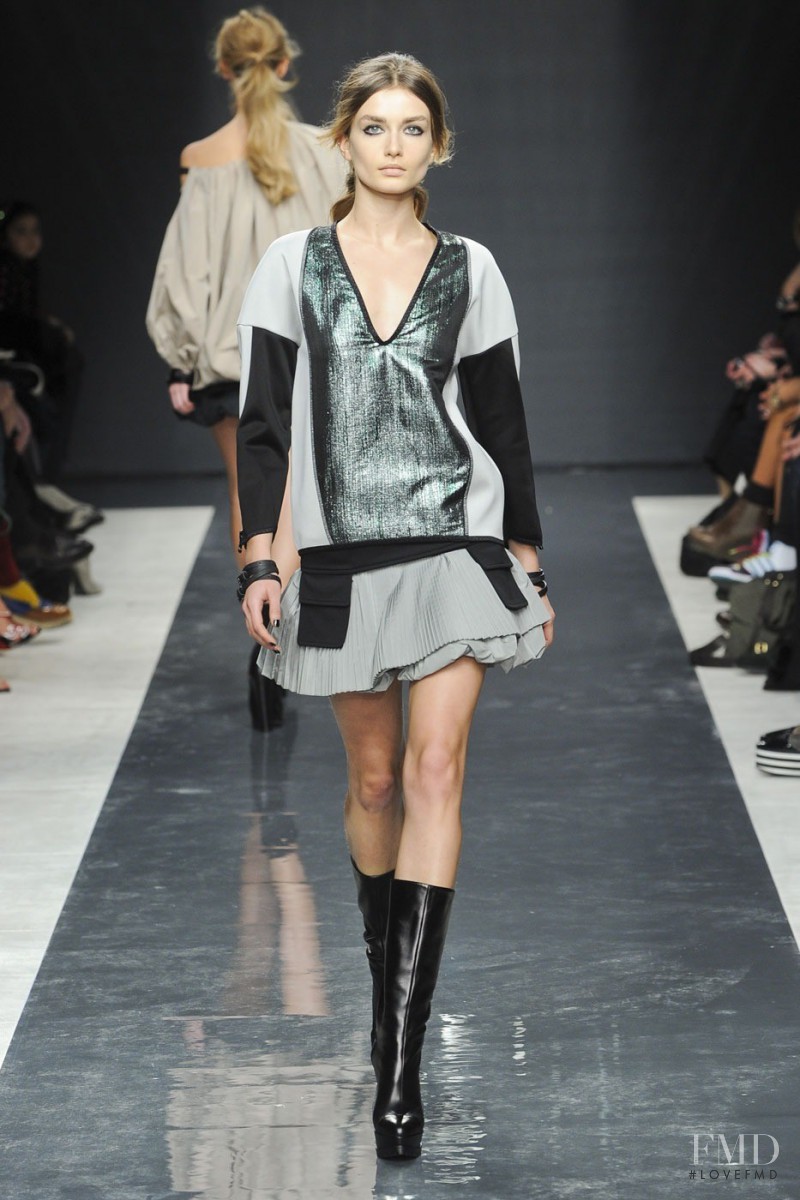 Andreea Diaconu featured in  the Jo No Fui fashion show for Autumn/Winter 2012