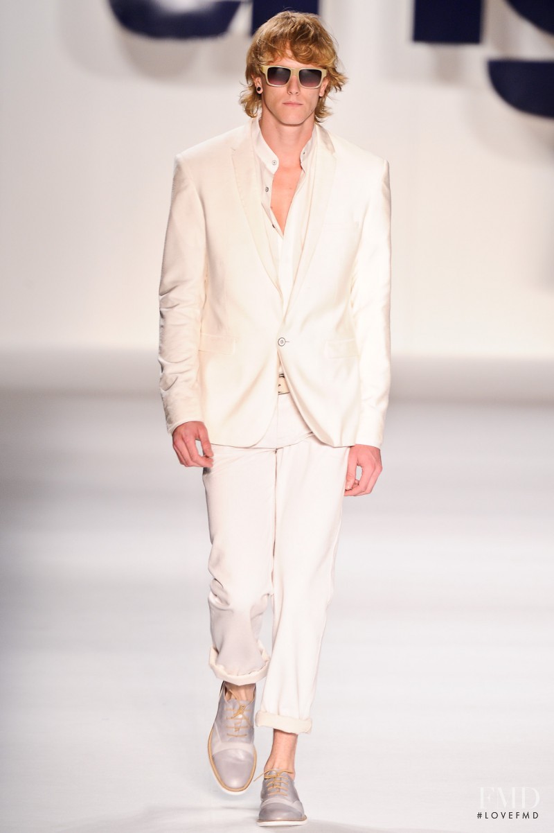 TNG fashion show for Spring/Summer 2013