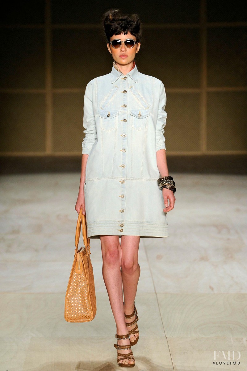 Vanessa Moreira featured in  the Herchcovitch fashion show for Spring/Summer 2013