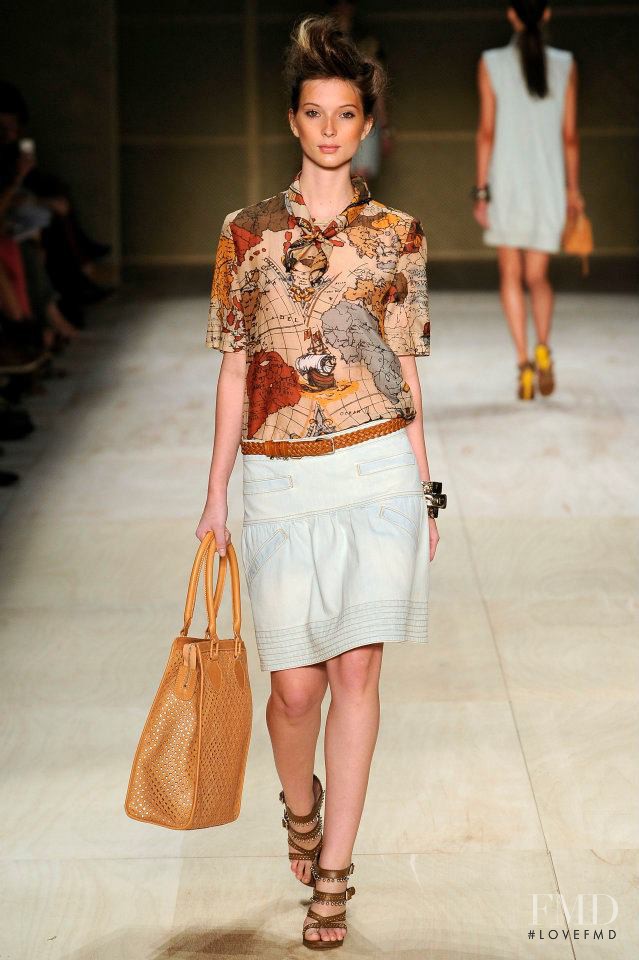 Vanessa Damasceno featured in  the Herchcovitch fashion show for Spring/Summer 2013