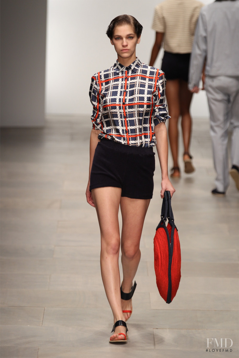 Samantha Gradoville featured in  the DAKS fashion show for Spring/Summer 2012