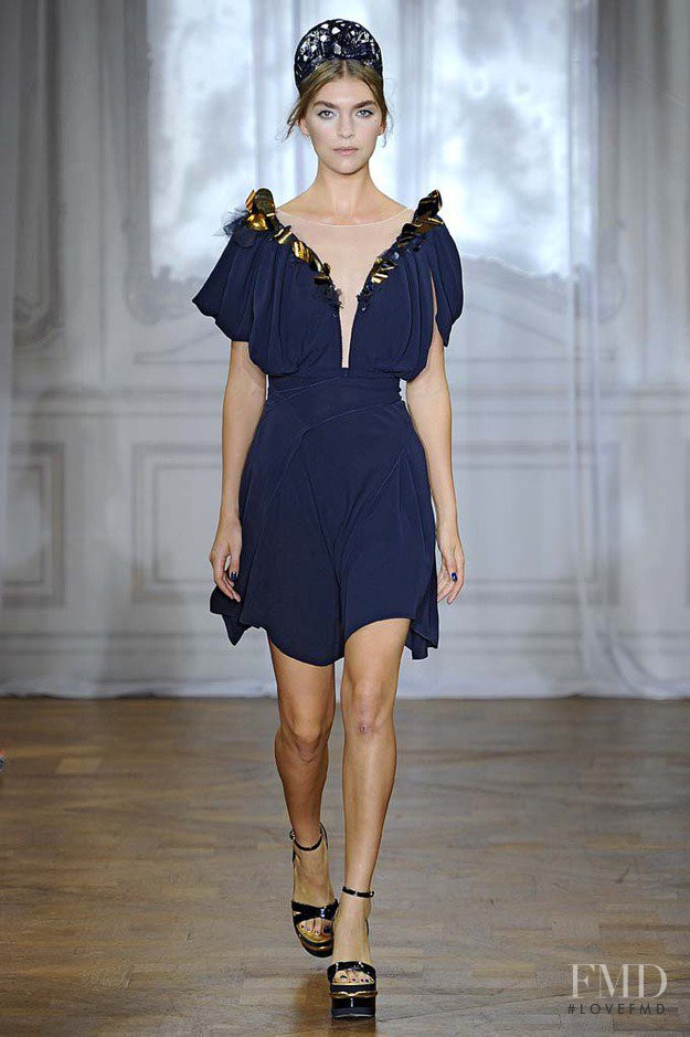 Arizona Muse featured in  the Nina Ricci fashion show for Spring/Summer 2012