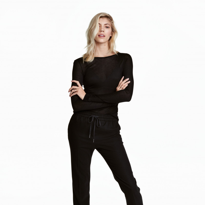 Devon Windsor featured in  the H&M catalogue for Winter 2016