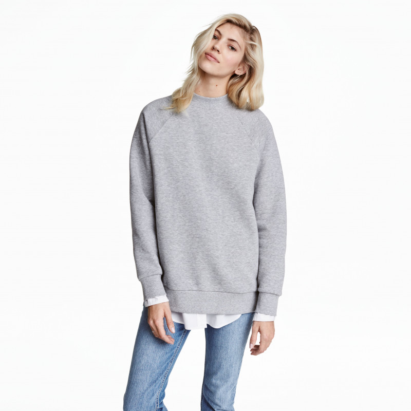 Devon Windsor featured in  the H&M catalogue for Winter 2016