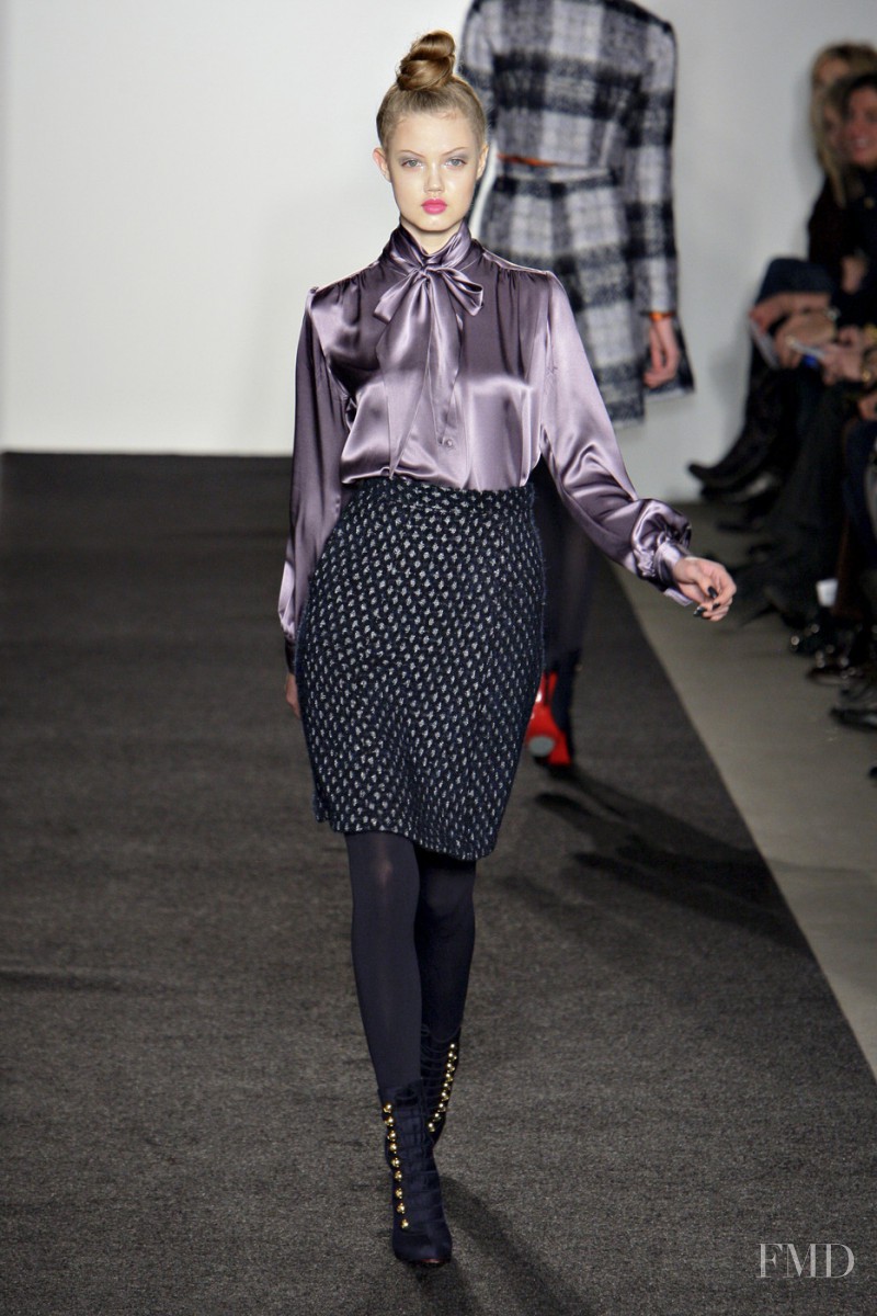 Lindsey Wixson featured in  the Ruffian fashion show for Autumn/Winter 2010