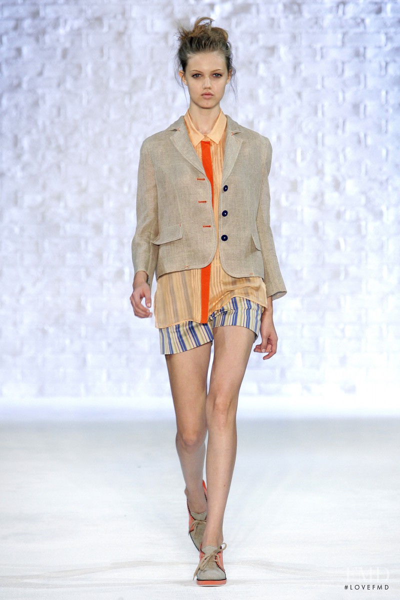 Lindsey Wixson featured in  the Philosophy di Lorenzo Serafini fashion show for Spring/Summer 2010