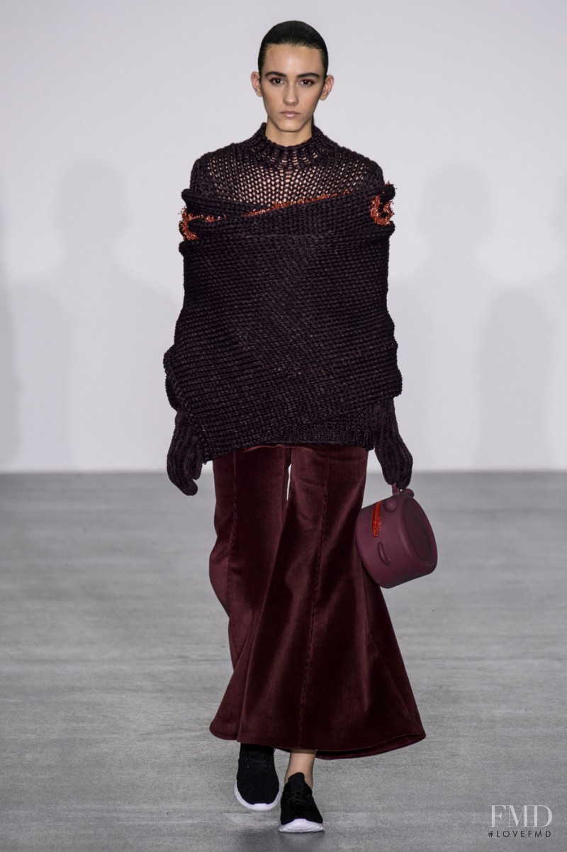 Xiao Li fashion show for Autumn/Winter 2016