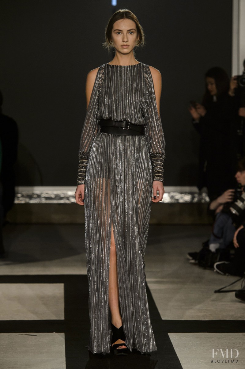 Amanda Wakeley fashion show for Autumn/Winter 2016