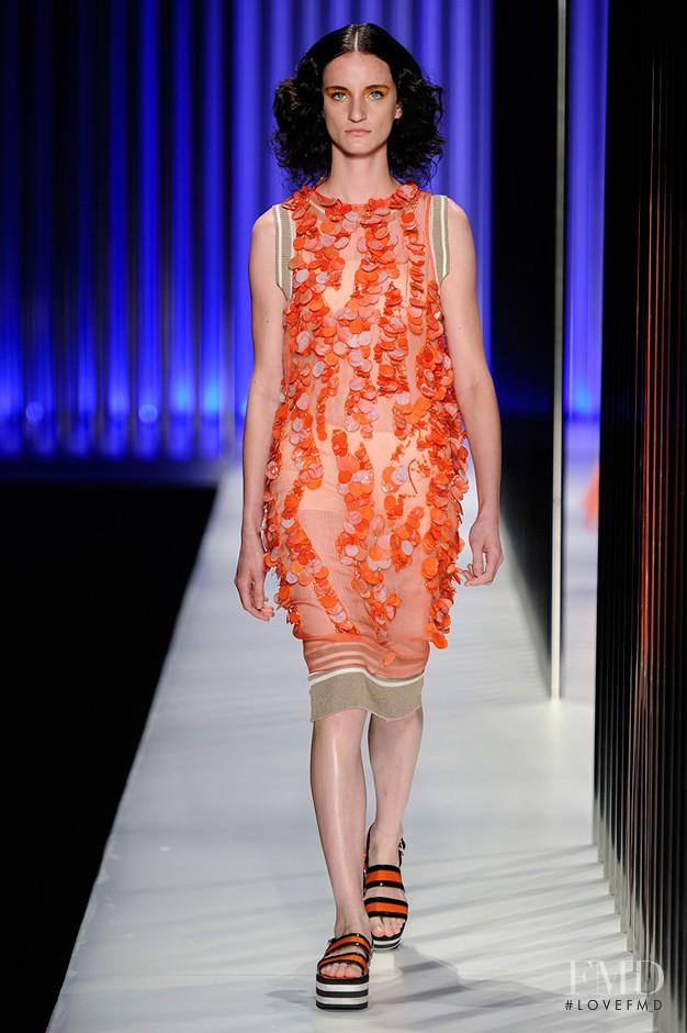 Marina Heiden featured in  the Aurea Prates fashion show for Spring/Summer 2015