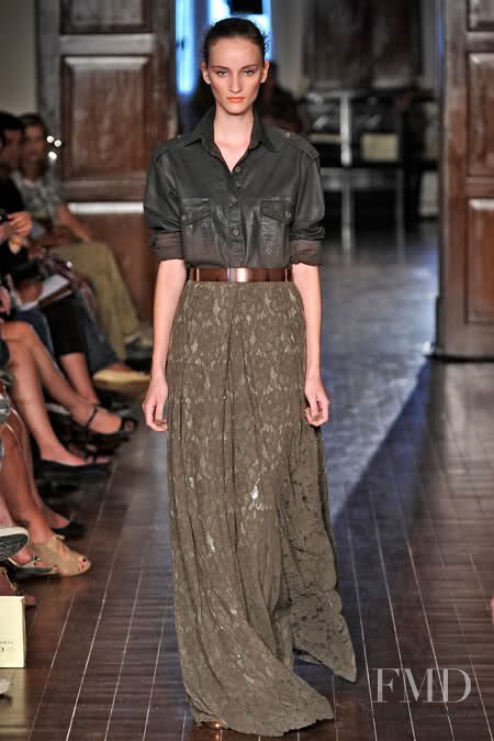 Marina Heiden featured in  the Sacada fashion show for Autumn/Winter 2011