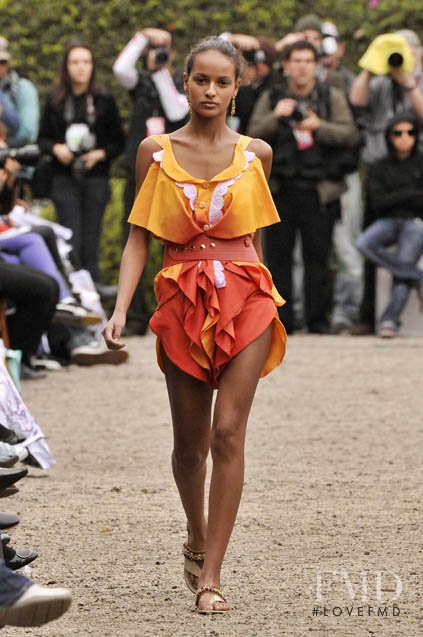 Gracie Carvalho featured in  the Erika Ikezili fashion show for Spring/Summer 2009
