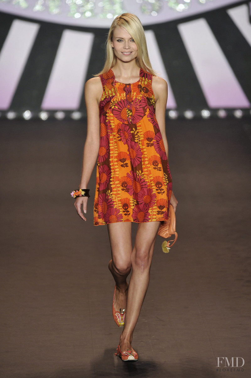 Natasha Poly featured in  the Anna Sui fashion show for Spring/Summer 2010