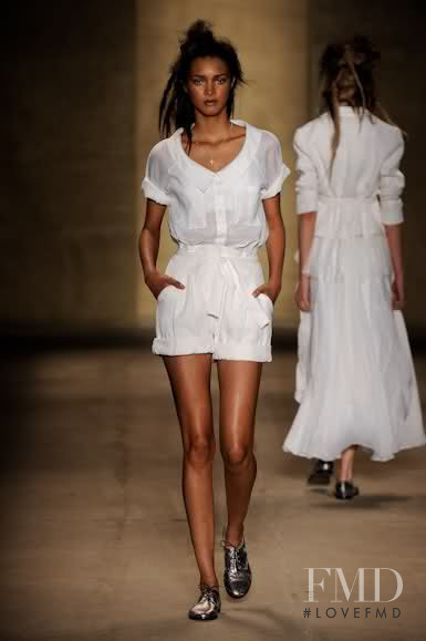 Lais Ribeiro featured in  the Graï¿½a Ottoni fashion show for Spring/Summer 2011