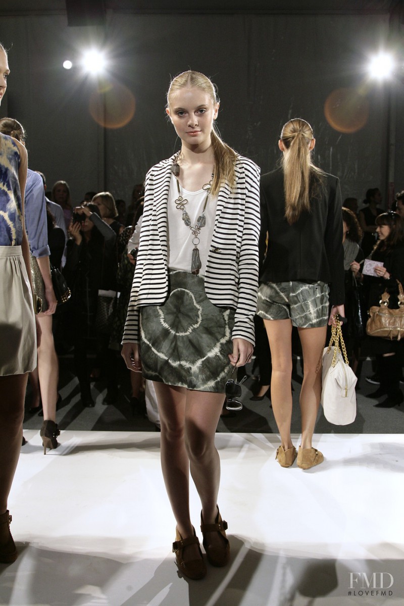 Tory Burch fashion show for Spring/Summer 2010