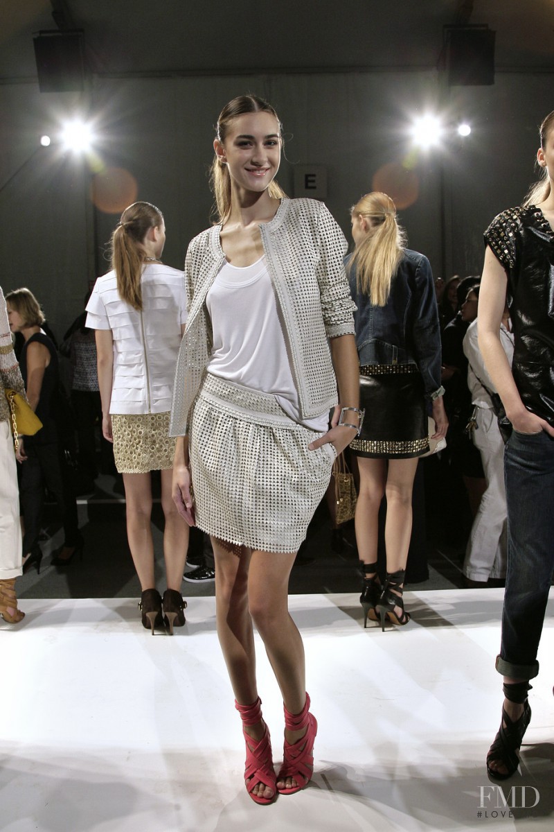 Tory Burch fashion show for Spring/Summer 2010