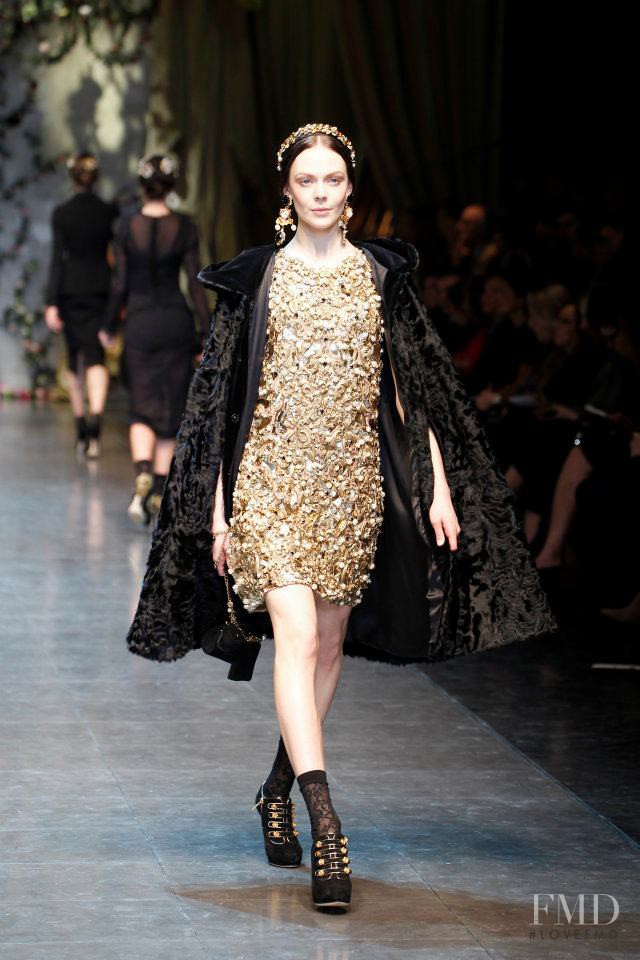 Kinga Rajzak featured in  the Dolce & Gabbana fashion show for Autumn/Winter 2012