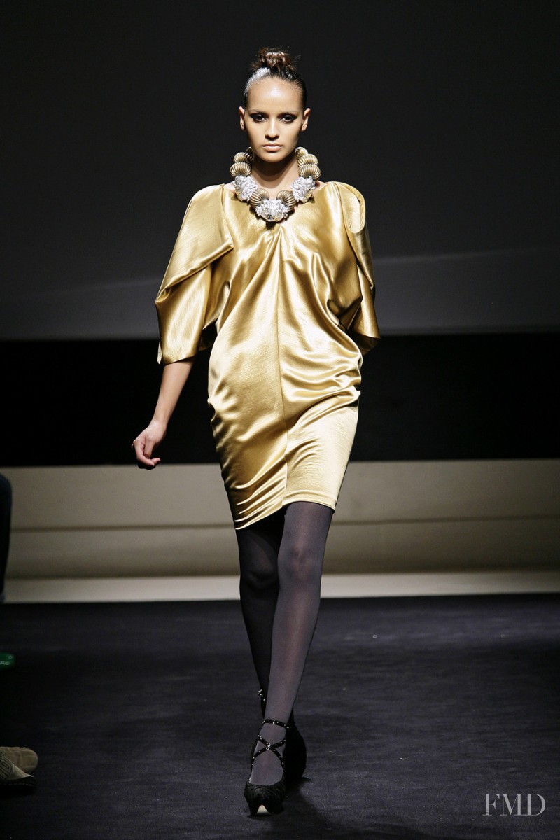 Gracie Carvalho featured in  the Albino fashion show for Autumn/Winter 2009