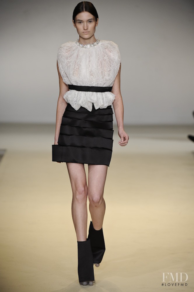 Gloria Coelho fashion show for Spring/Summer 2010