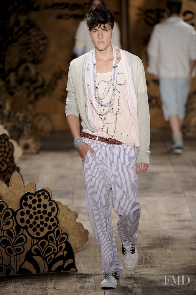 Triton fashion show for Spring/Summer 2010