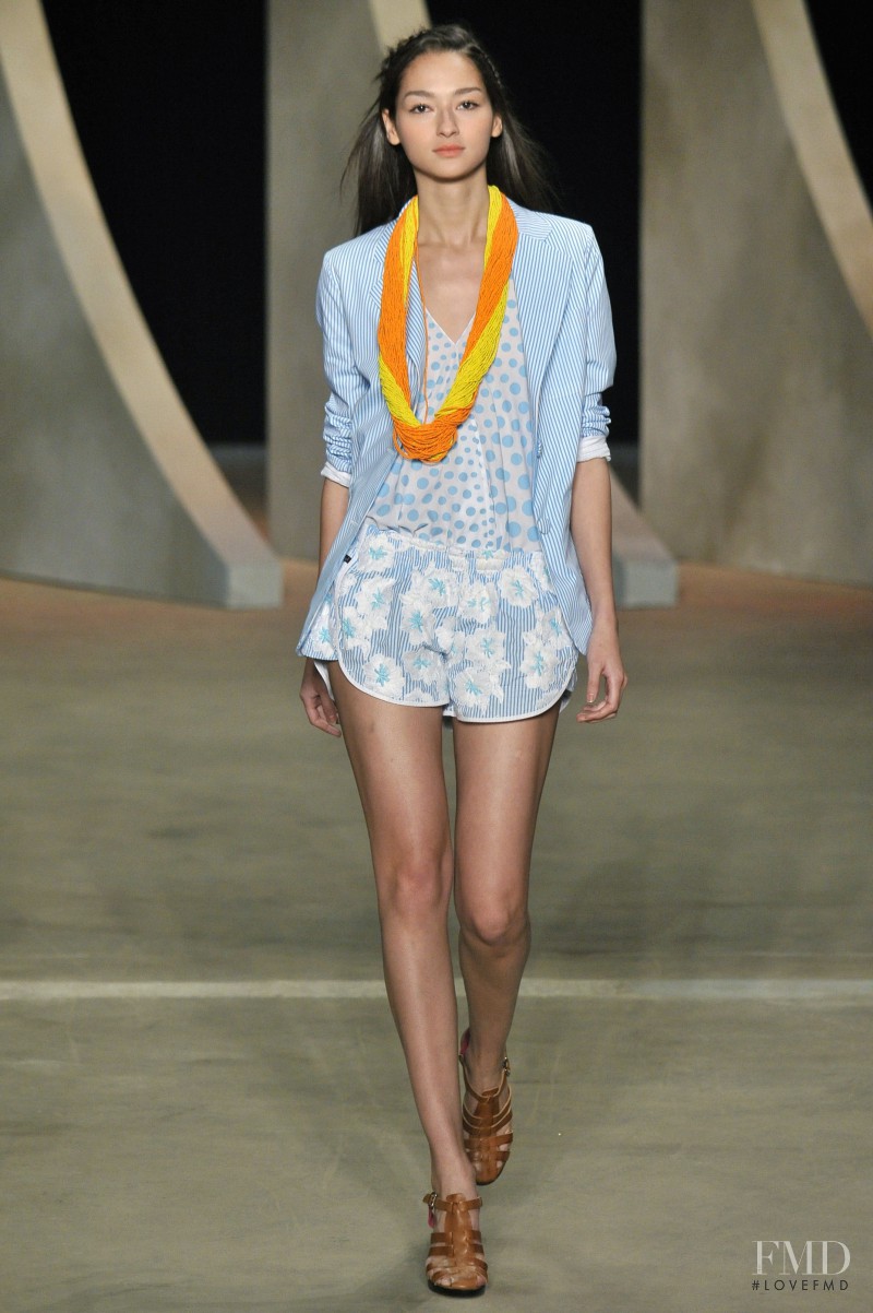 Apoena fashion show for Spring/Summer 2010