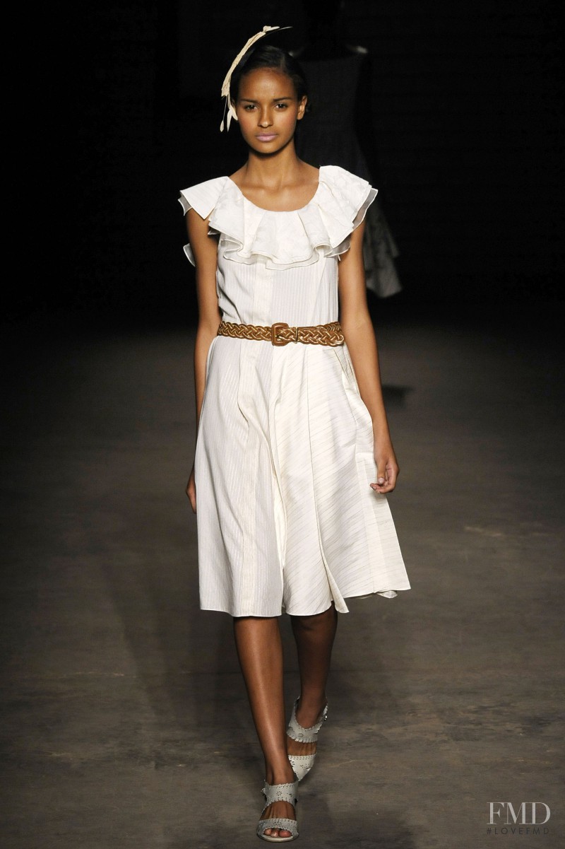 Gracie Carvalho featured in  the Cavendish fashion show for Spring/Summer 2010