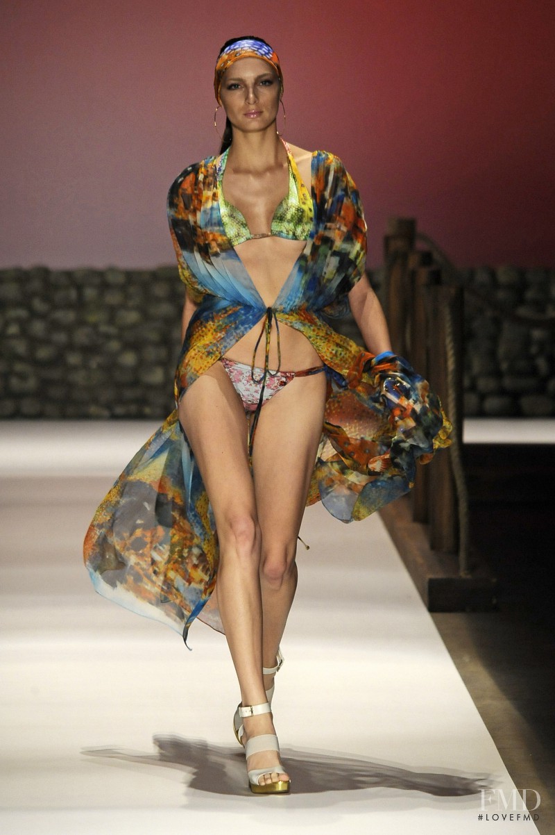 Victor Dzenk fashion show for Spring/Summer 2010