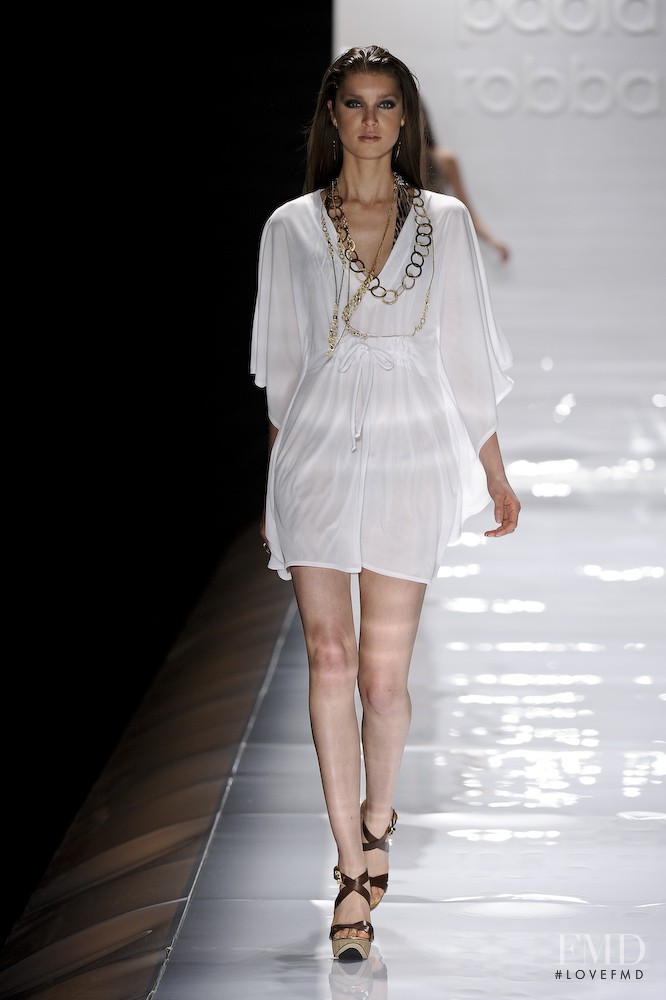 Paola Robba fashion show for Spring/Summer 2010
