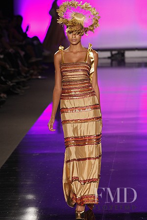 Gracie Carvalho featured in  the Casa de Criadores fashion show for Spring/Summer 2008