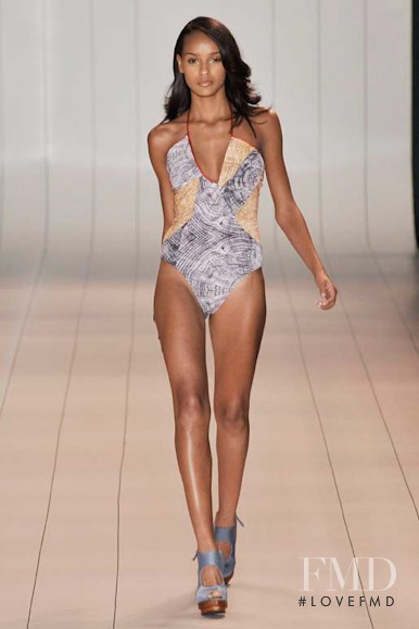 Gracie Carvalho featured in  the Poko Pano fashion show for Spring/Summer 2009