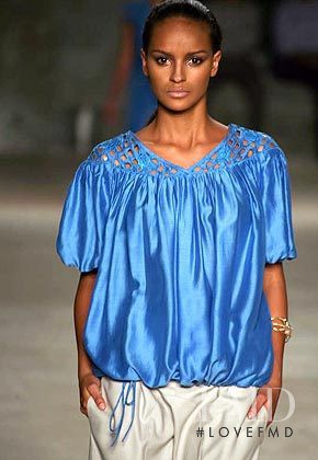 Gracie Carvalho featured in  the Cris Barros fashion show for Spring/Summer 2009