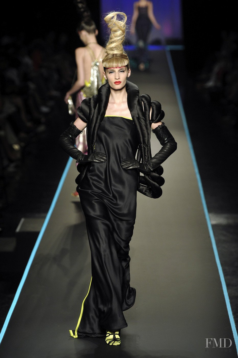 Linda Vojtova featured in  the Jean Paul Gaultier Haute Couture fashion show for Autumn/Winter 2008