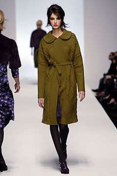 Alberta Ferretti fashion show for Autumn/Winter 2004