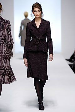 Alberta Ferretti fashion show for Autumn/Winter 2004