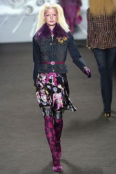 Anna Sui fashion show for Autumn/Winter 2004