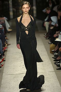 Donna Karan New York fashion show for Autumn/Winter 2004