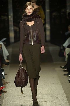 Donna Karan New York fashion show for Autumn/Winter 2004