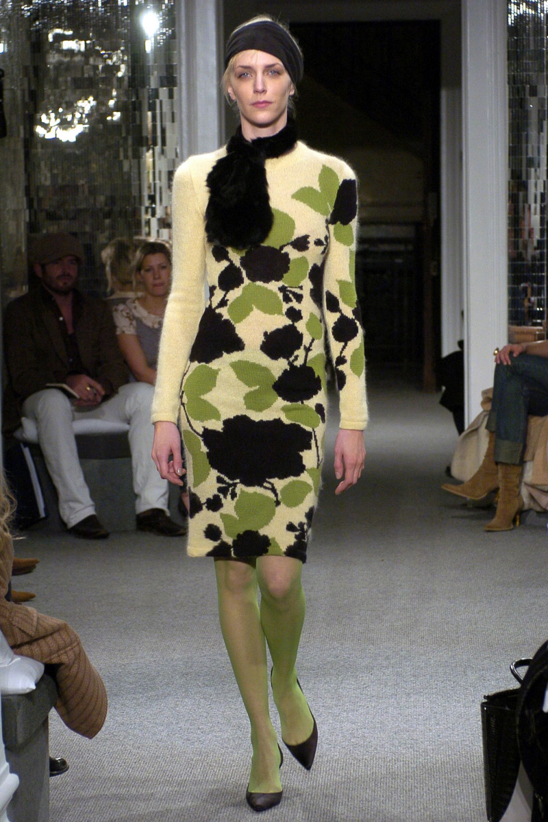 Lawrence Steele fashion show for Autumn/Winter 2004