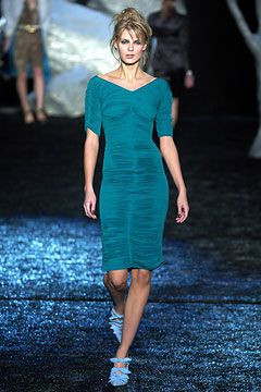 Zac Posen fashion show for Autumn/Winter 2004