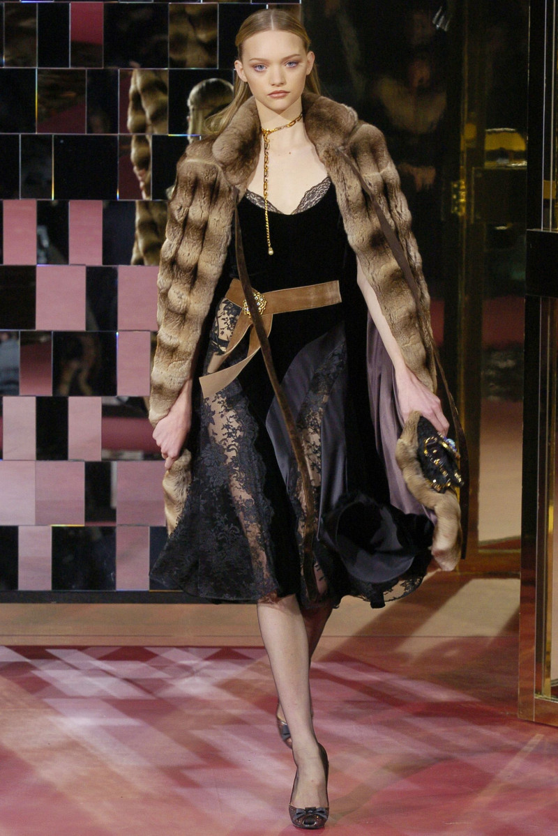 Dolce & Gabbana fashion show for Autumn/Winter 2004