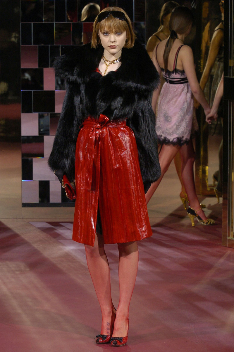 Dolce & Gabbana fashion show for Autumn/Winter 2004