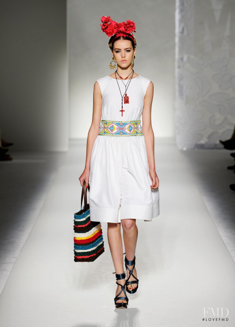 Josefien Rodermans featured in  the Moschino fashion show for Spring/Summer 2012