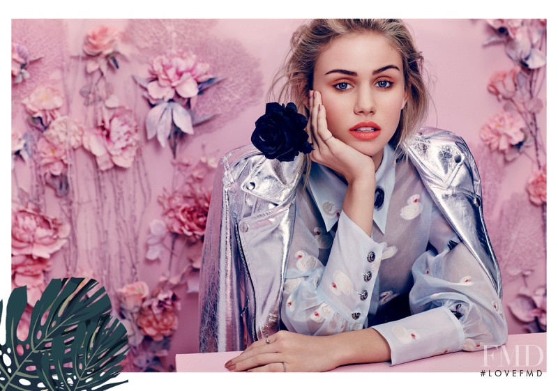 Scarlett Leithold featured in  the Colourpop advertisement for Spring/Summer 2016