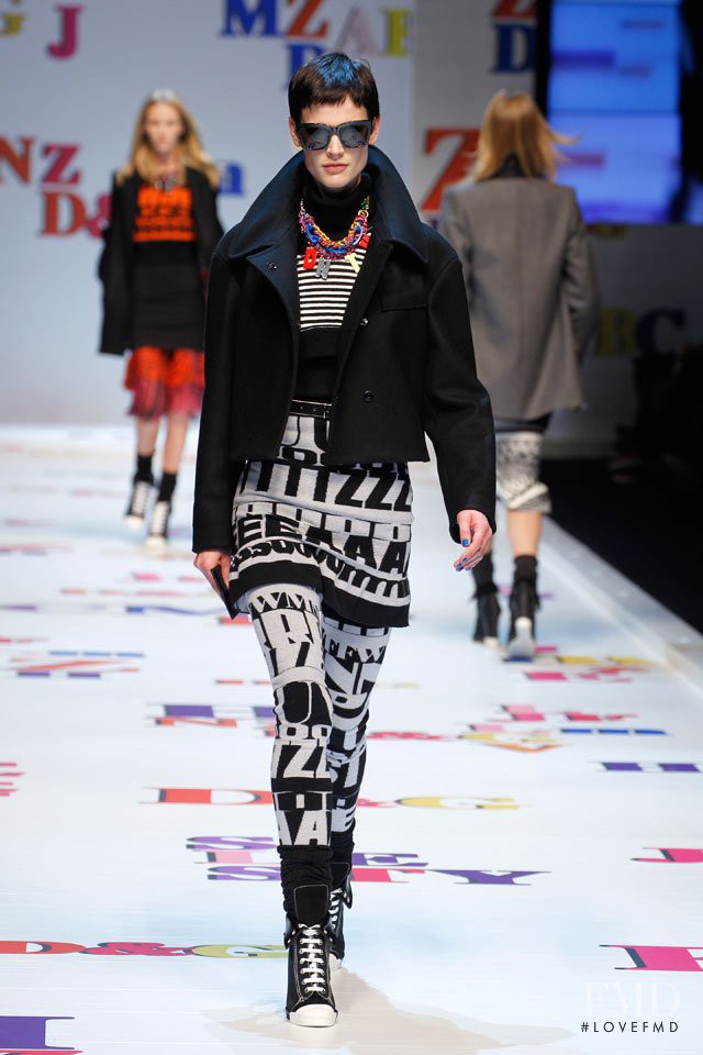 Saskia de Brauw featured in  the D&G fashion show for Autumn/Winter 2011