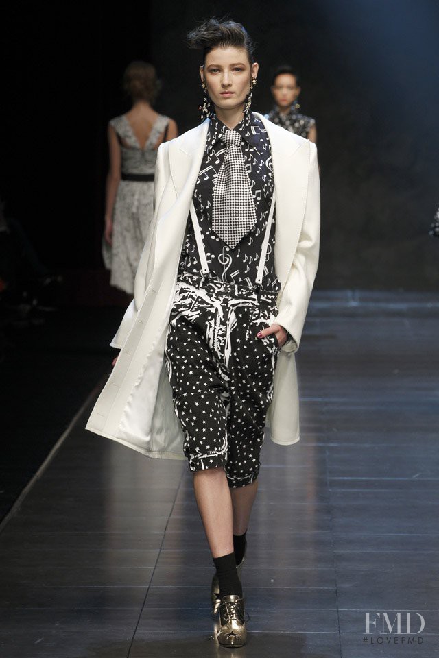 Débora Müller featured in  the Dolce & Gabbana fashion show for Autumn/Winter 2011