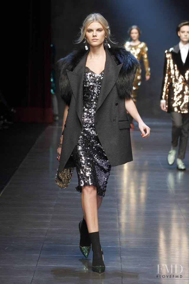 Maryna Linchuk featured in  the Dolce & Gabbana fashion show for Autumn/Winter 2011