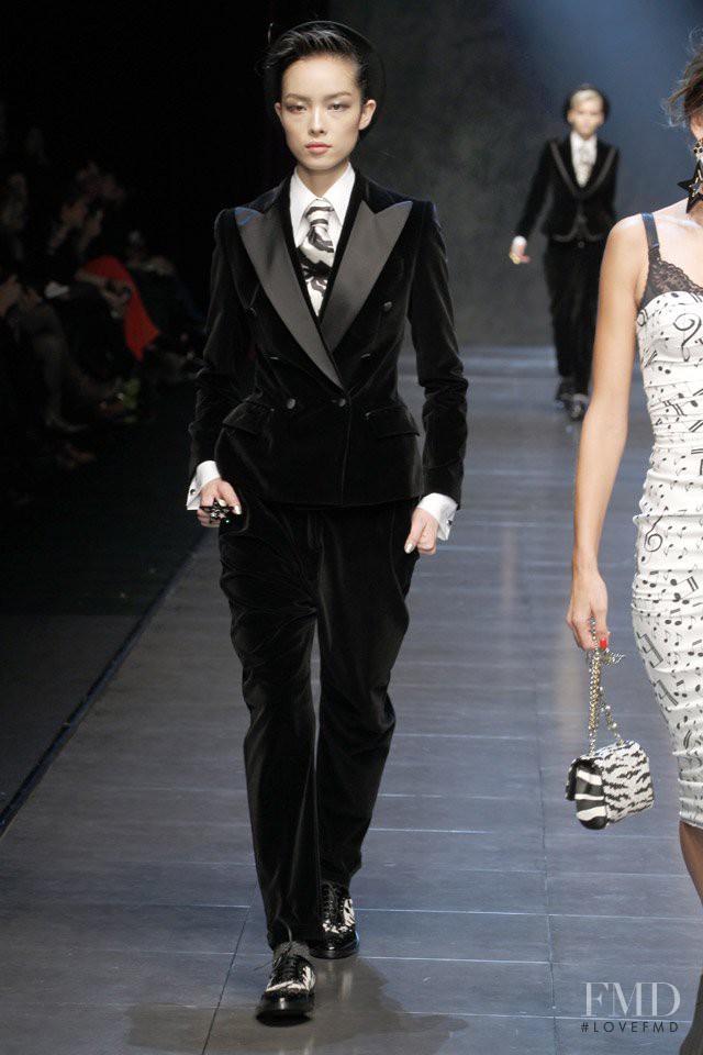 Fei Fei Sun featured in  the Dolce & Gabbana fashion show for Autumn/Winter 2011