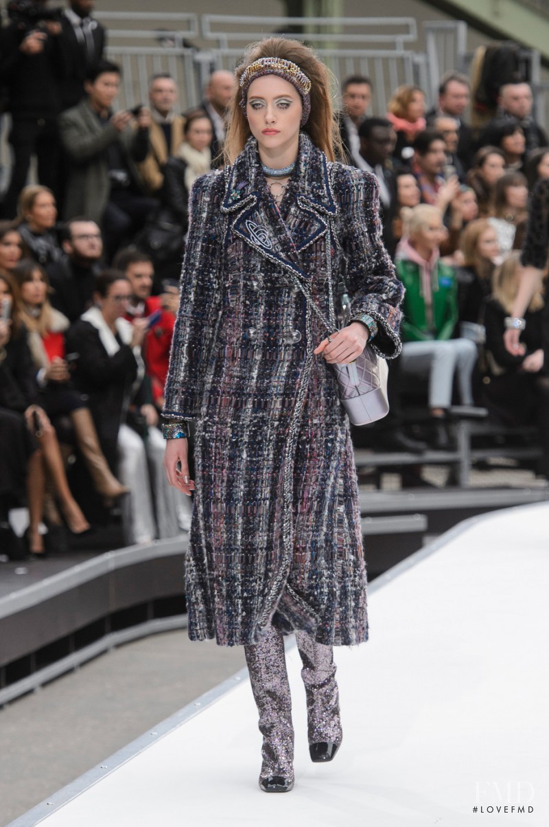 Lia Pavlova featured in  the Chanel fashion show for Autumn/Winter 2017