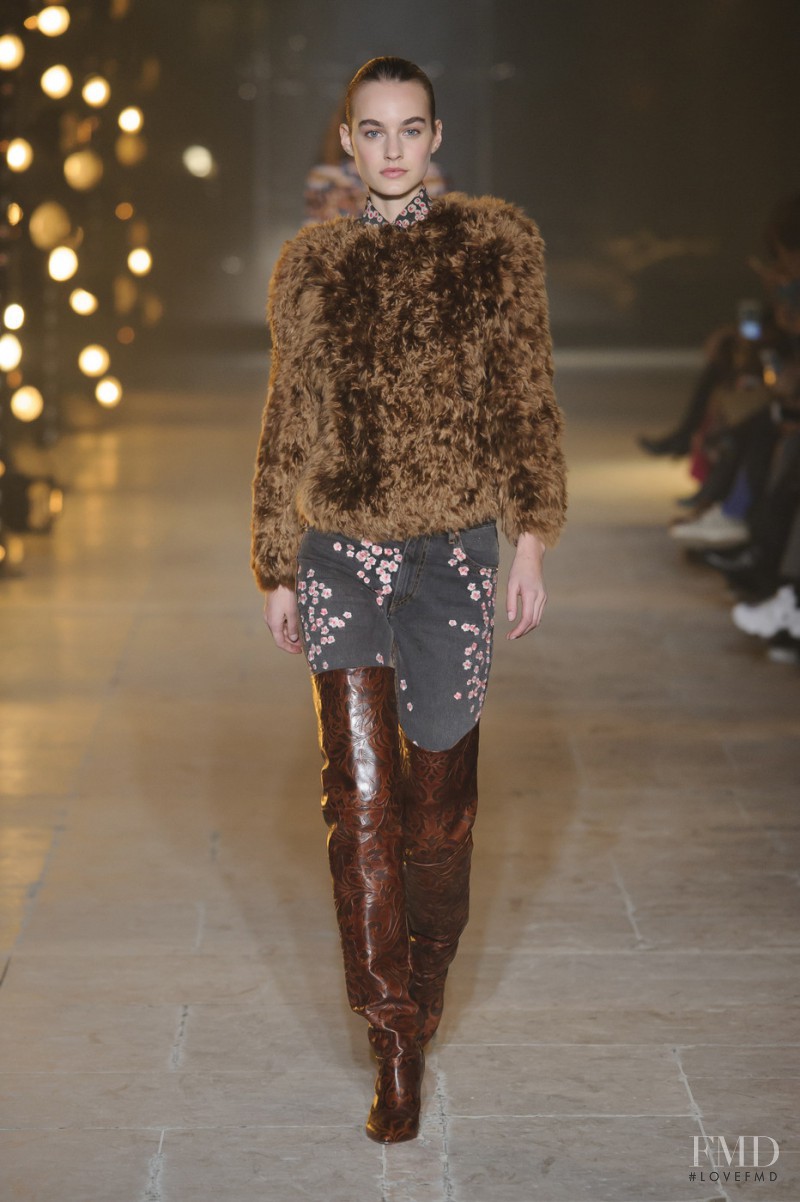 Maartje Verhoef featured in  the Isabel Marant fashion show for Autumn/Winter 2017